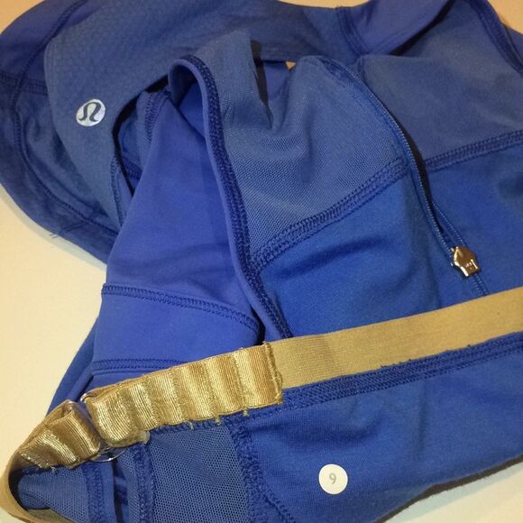 Lululemon blue tank - Picture 8 of 8